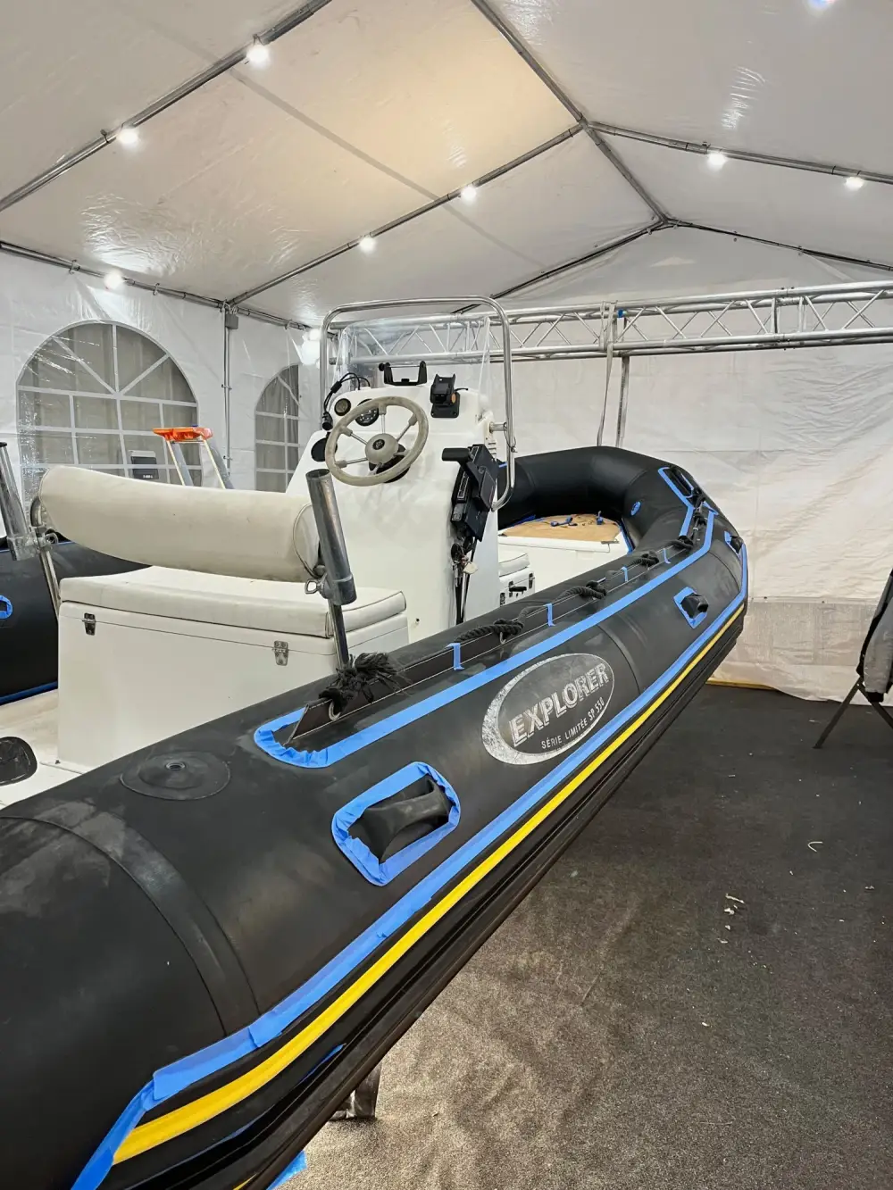 nettoyage-en-profondeur-bateau-coque-dure